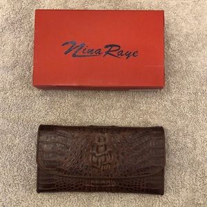 NWOT Nina Raye Brown Crocodile Wallet/Clutch